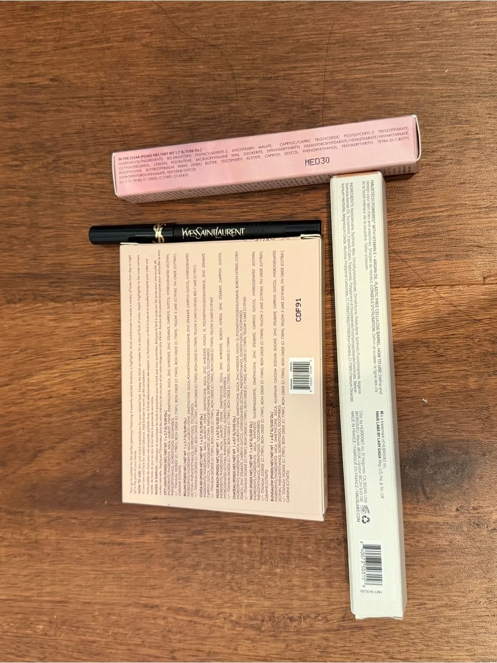 Wander Beauty Eyeshadow & Blush Palette with Peach, Pink and Gold Shades